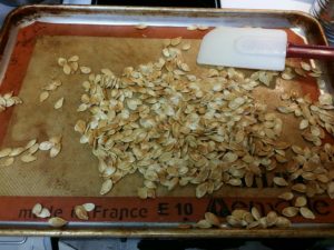 fall crafts with kids | roasting pumpkin seeds