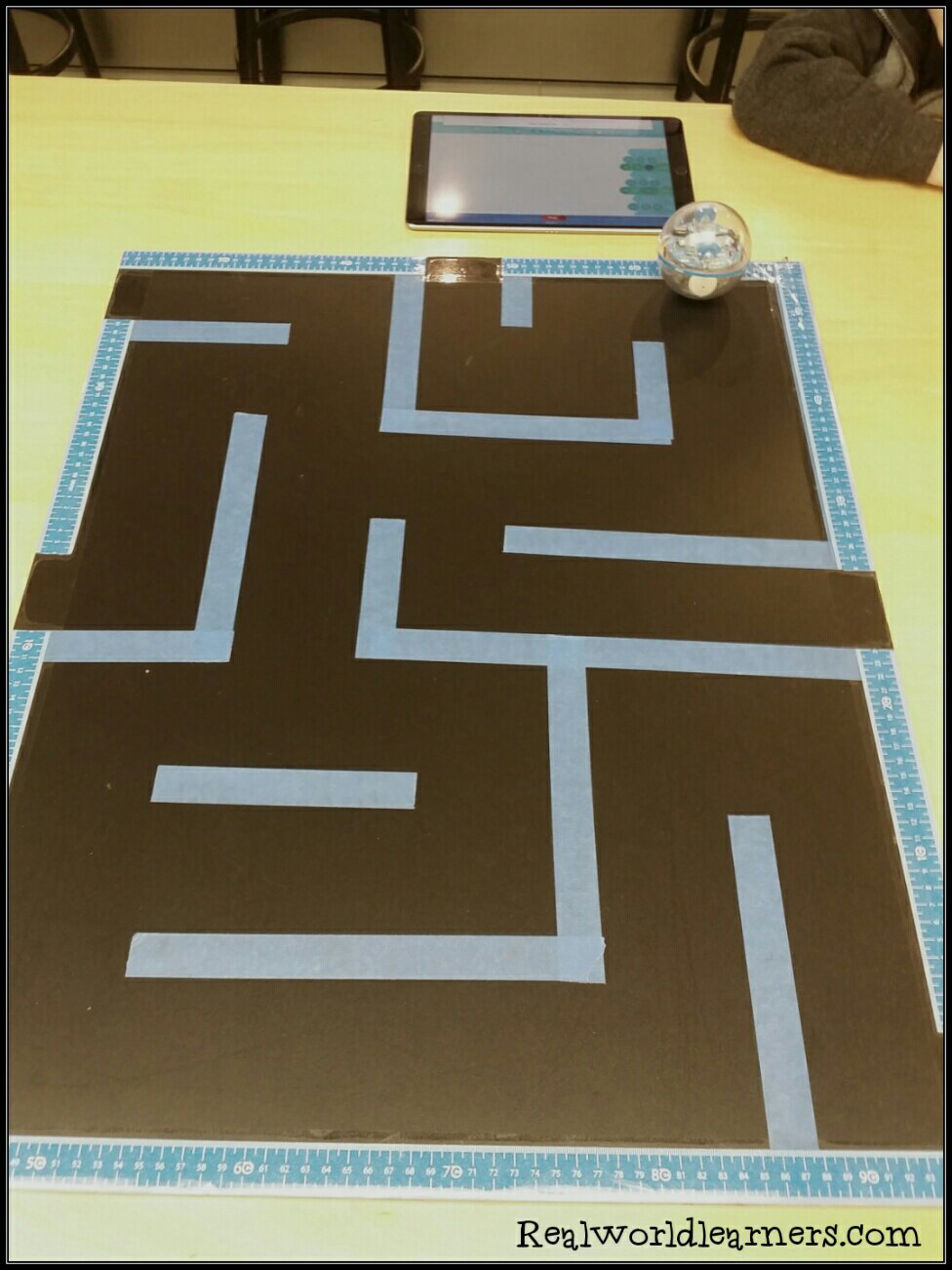 Coding for Kids | our favorite websites (with lessons, games, and coding challenges), community activities, and free printables